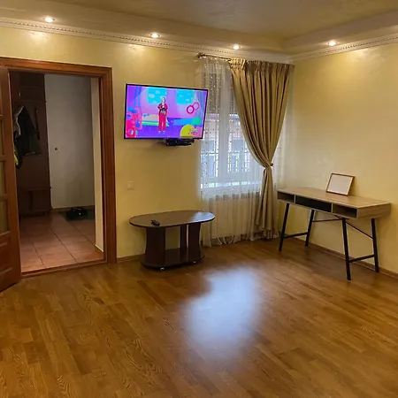 On Kostyushka 20 Apartament